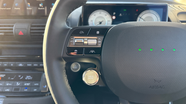 Hyundai INSTER 85kW 02 49kWh 5dr Auto Electric Hatchback